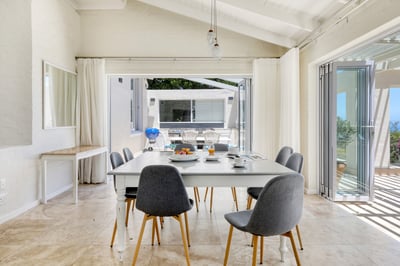 Luxury Villa Photo #18