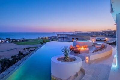 Luxury Villa Photo #2