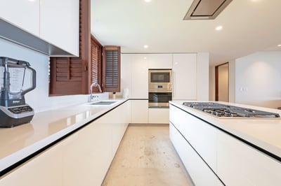 Luxury Villa Photo #24