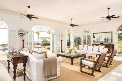 Luxury Villa Photo #18