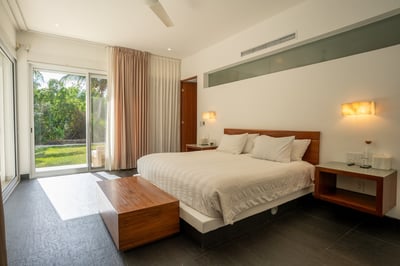 Luxury Villa Photo #39