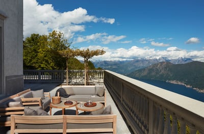 Luxury Villa Photo #6