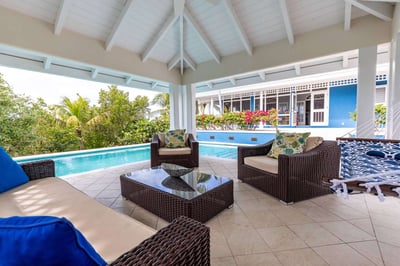 Luxury Villa Photo #17
