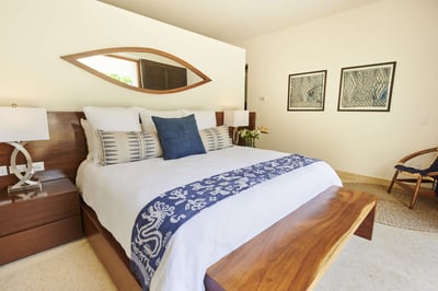 Luxury Villa Photo #13