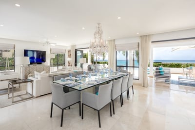 Luxury Villa Photo #10