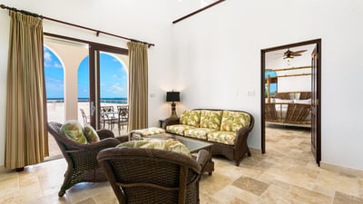 Luxury Villa Photo #41