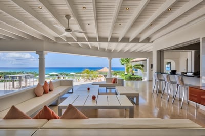 Luxury Villa Photo #10