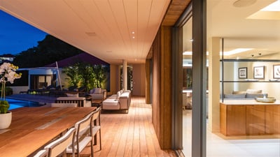 Luxury Villa Photo #13