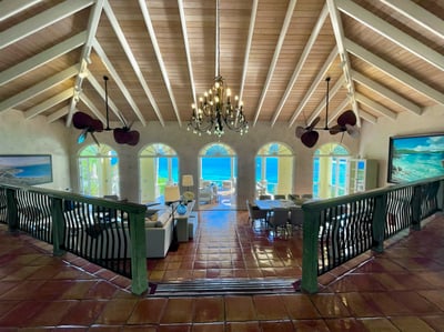 Luxury Villa Photo #20