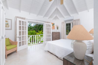 Luxury Villa Photo #31