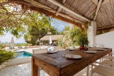 Luxury Villa Photo #9