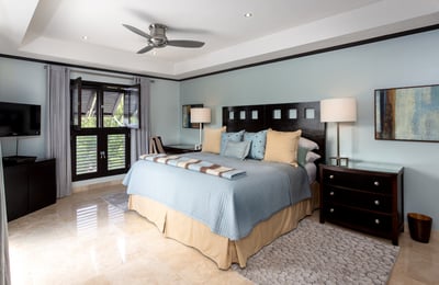 Luxury Villa Photo #14