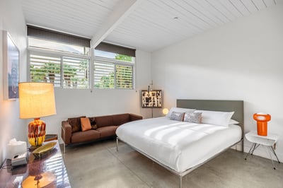 Luxury Villa Photo #35