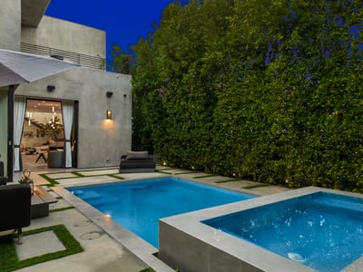 Luxury Villa Photo #7