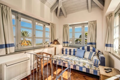 Luxury Villa Photo #10
