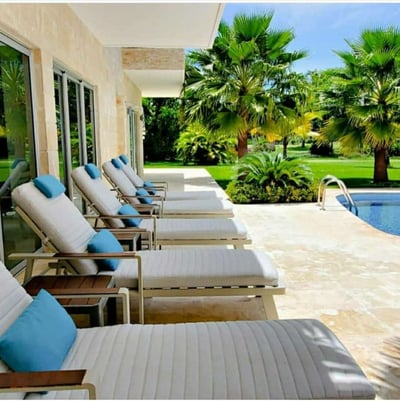 Luxury Villa Photo #6