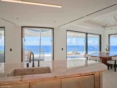 Luxury Villa Photo #31