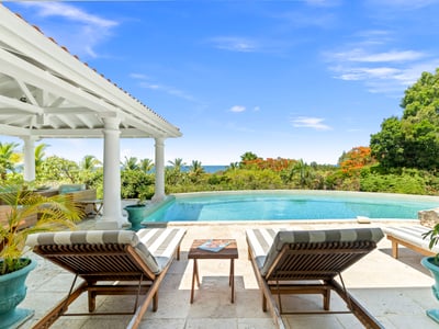 Luxury Villa Photo #7