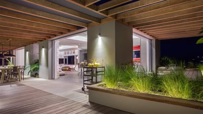 Luxury Villa Photo #24