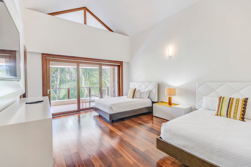 Juanillo 3 | Blue Oasis