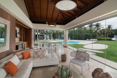 Luxury Villa Photo #14