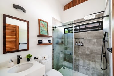 Luxury Villa Photo #18