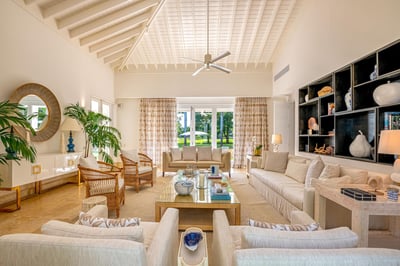 Luxury Villa Photo #13