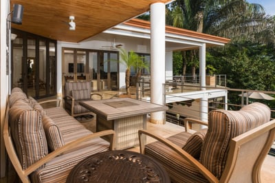 Luxury Villa Photo #40