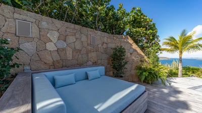 Luxury Villa Photo #25