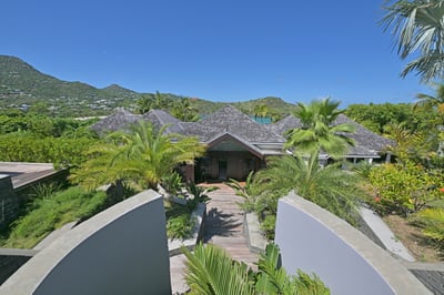 Luxury Villa Photo #18