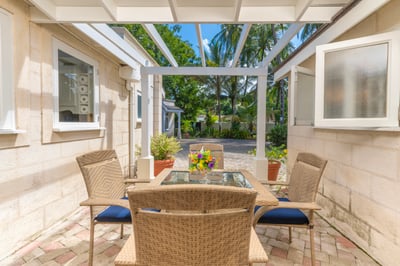 Luxury Villa Photo #40