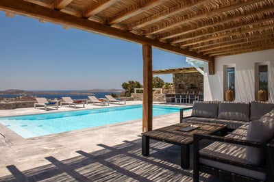 Luxury Villa Photo #7