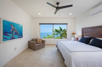 Luxury Villa Photo #19