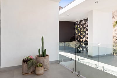 Luxury Villa Photo #38