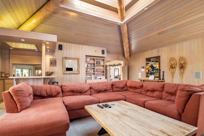 Luxury Villa Photo #16