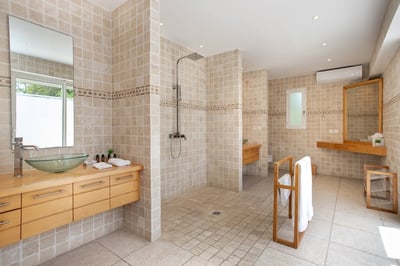 Luxury Villa Photo #31