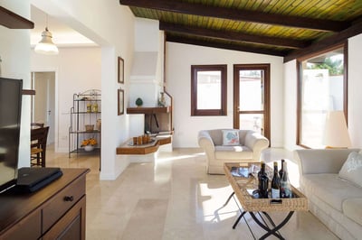 Luxury Villa Photo #30