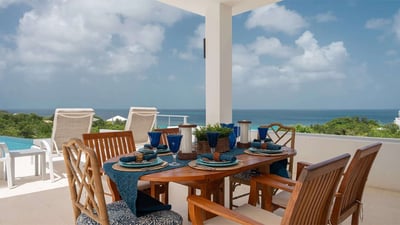 Luxury Villa Photo #12