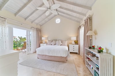 Luxury Villa Photo #24