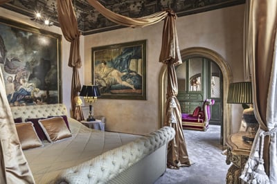 Luxury Villa Photo #13