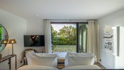 Luxury Villa Photo #76