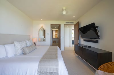 Luxury Villa Photo #34