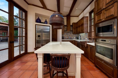 Luxury Villa Photo #22