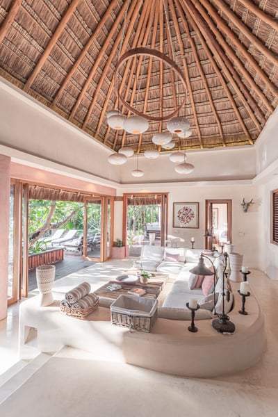 Luxury Villa Photo #19