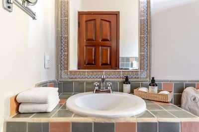 Luxury Villa Photo #46