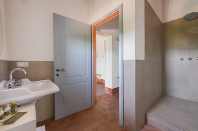 Luxury Villa Photo #35