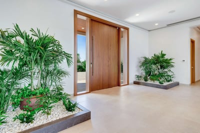 Luxury Villa Photo #30