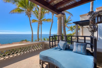 Luxury Villa Photo #44