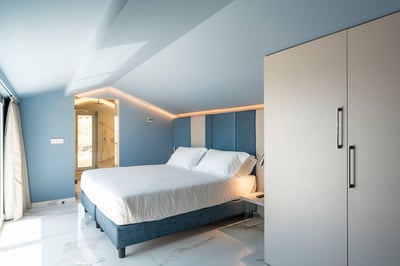 Luxury Villa Photo #53