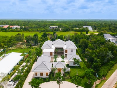 Luxury Villa Photo #49